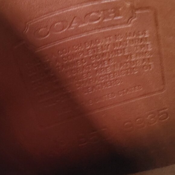 Vintage Coach Hadley Crossbody Handbag in British Tan 9935 - Picture 11 of 12